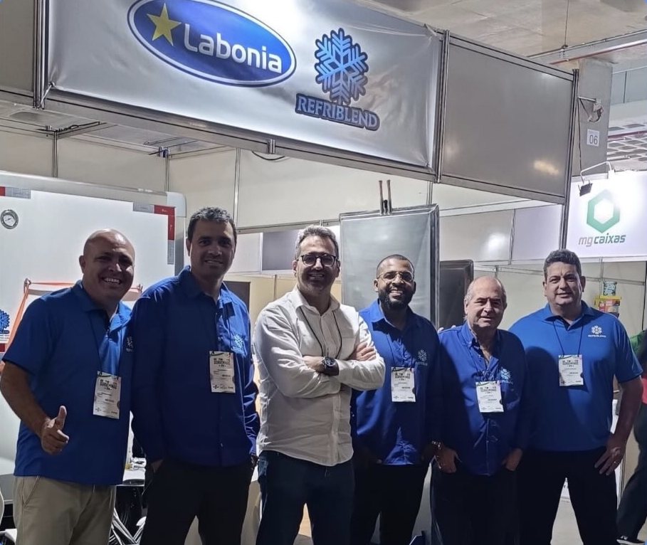 Equipe Refriblend no estande da SORVEMINAS 2026